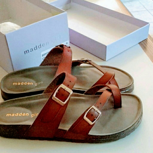 Madden Girl  Brycee sandal NWT AND BOX sz 6.5 - Picture 2 of 11